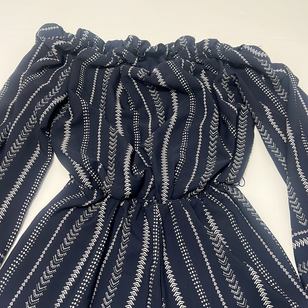 TRAC blue and white short jumper romper with long sleeve - Picture 3 of 8